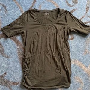 Soft maternity t-shirt
